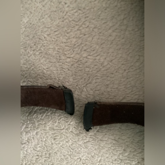 Prada Ladies Suede Pumps - Picture 15 of 15